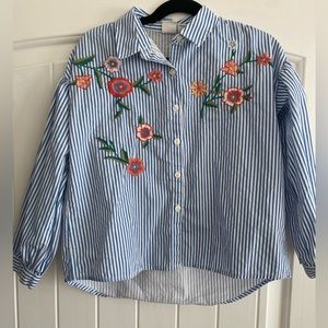 GAP Girls Embroidered Shirt Size Small